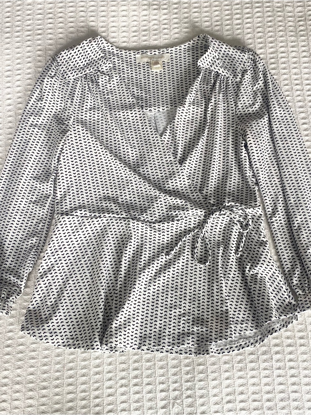 Monteau White and Black printed Wrap Blouse small